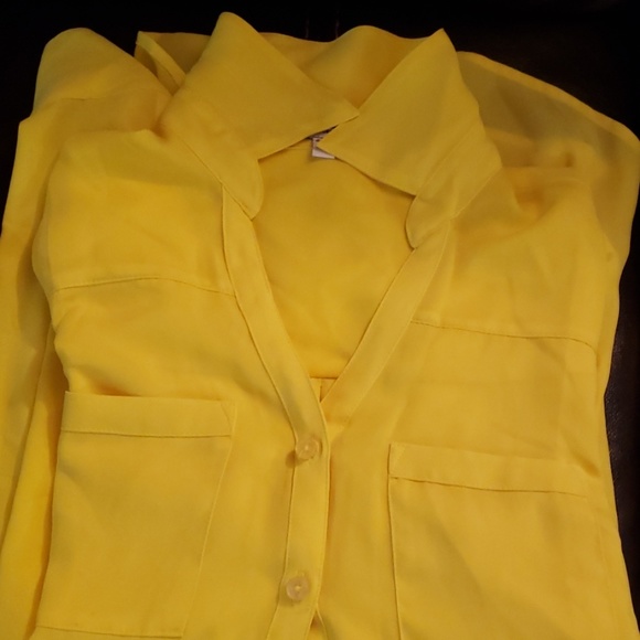 Blouses - Picture 5 of 5